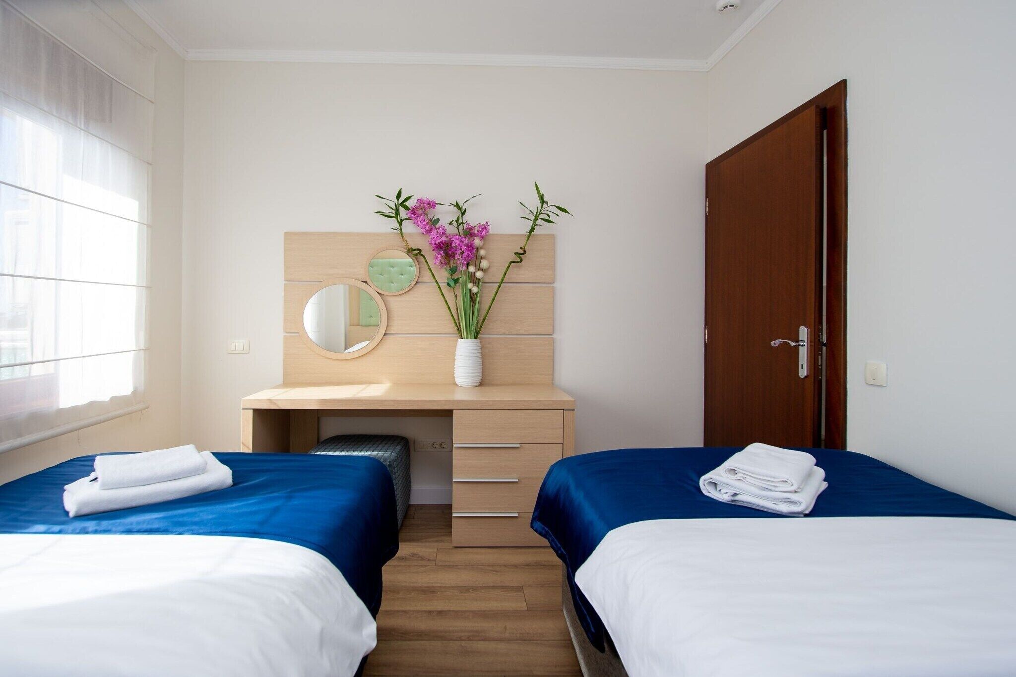 1 bedroom, travel cot, free WiFi