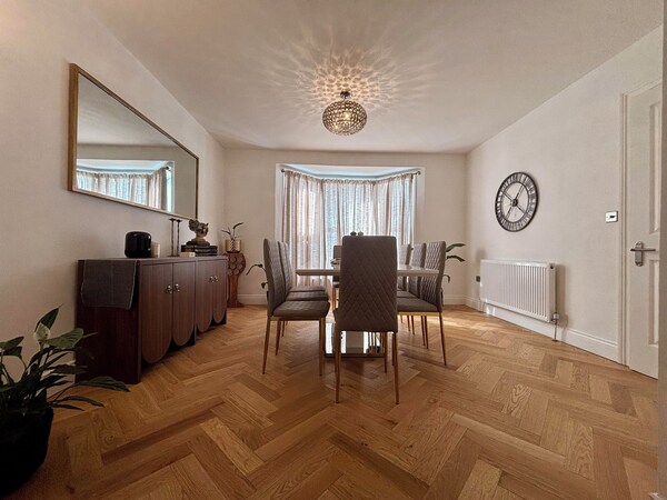 Stunning 4br Brighton House - Near Beach & Lanes - Brighton