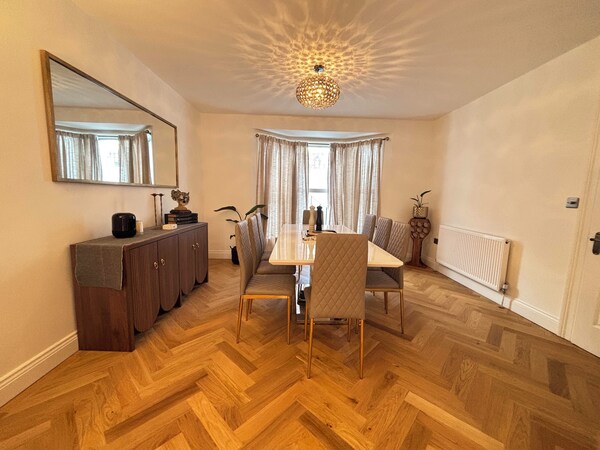 Stunning 4br Brighton House - Near Beach & Lanes - Brighton