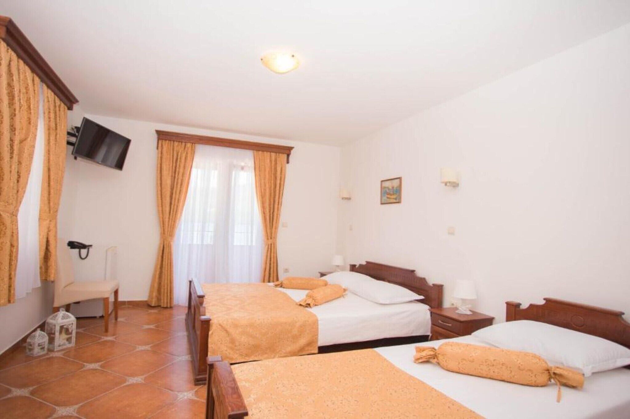 1 bedroom, WiFi (free)