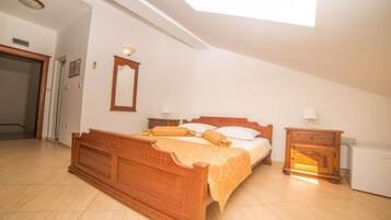1 bedroom, WiFi (free)