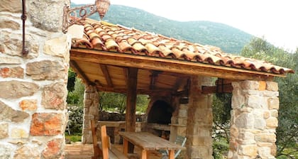Lavender Cottage-two Bedroom Holiday Cottage With Terrace