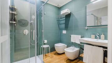 Deluxe-Studio, 2 Queen-Betten, Nichtraucher, Küche | Badezimmer