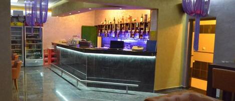 Bar (in der Unterkunft)