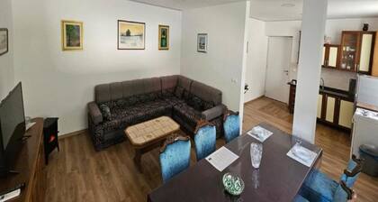 Apartment Gracac - Two Bedroom Apartment With Terrace
