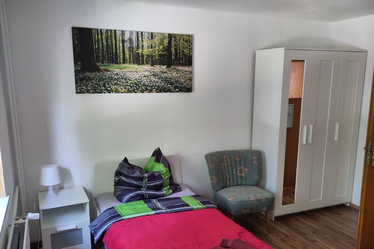 Basic Single Room, Non Smoking, Garden View | WiFi (free)