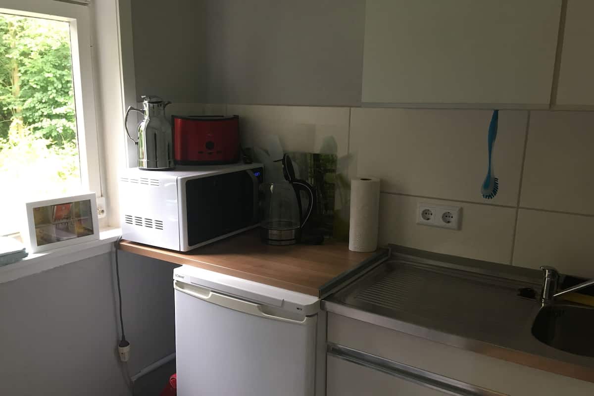 Comfort Apartment, Non Smoking, Garden View | Private kitchen