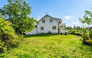 Unclassified image, 2 of 18, button - 4 bedroom awesome home in Byglandsfjord (Byglandsfjord)