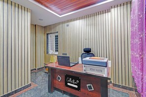 Ảnh chưa phân loại, 2 trong số 25 ảnh, nút