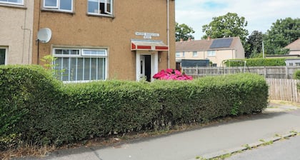 6 Niddrie Marischal Road
