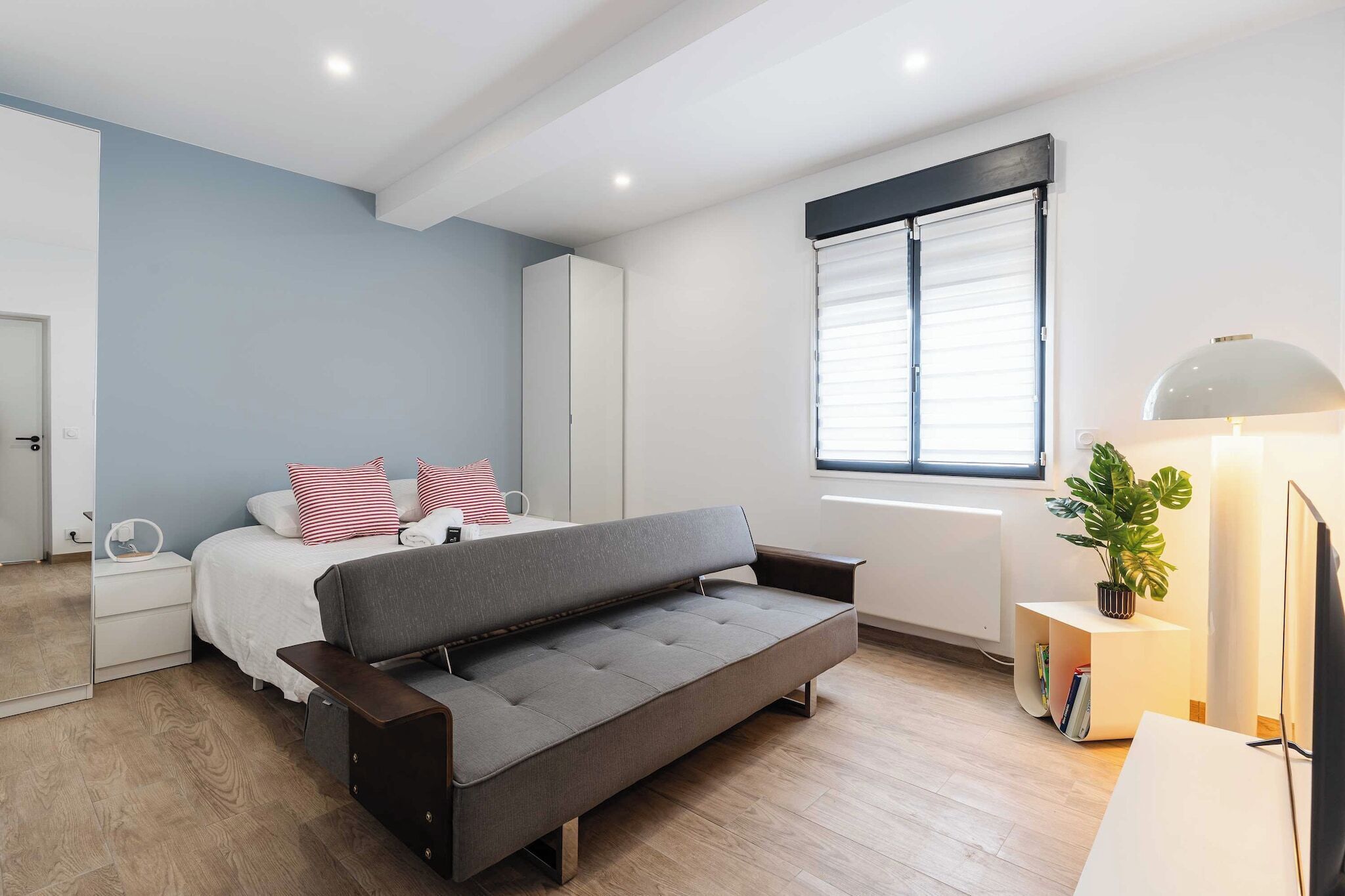 Desk, iron/ironing board, travel crib, internet