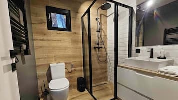 Villa 1, Lake View | Bathroom