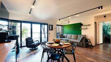 Villa, Seeblick, Seeseite | Wohnbereich