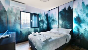 Villa 2, Lake View | Premium bedding, laptop workspace, cribs (free), WiFi (free)