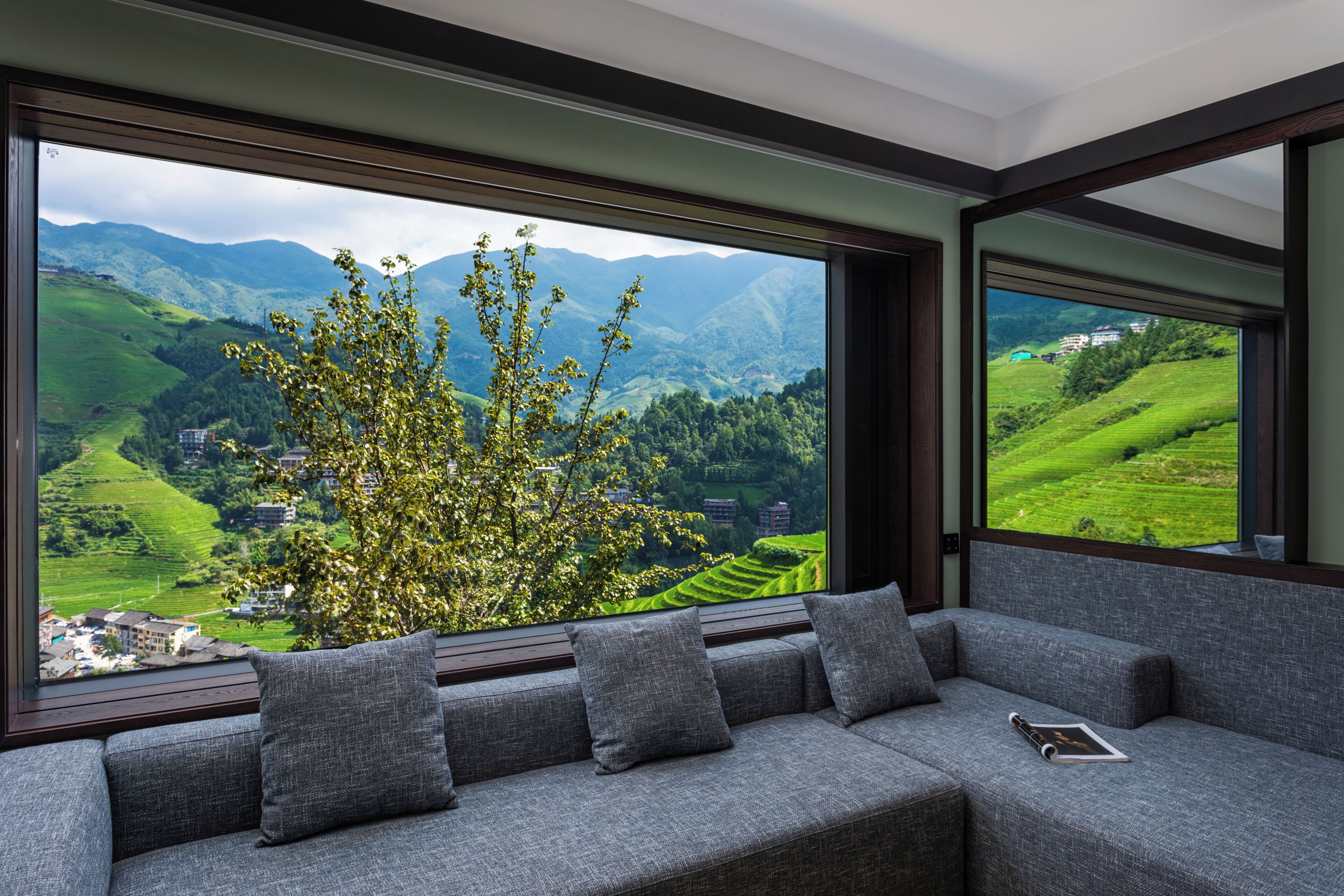 Habitación triple Confort, vistas a la colina | Interior