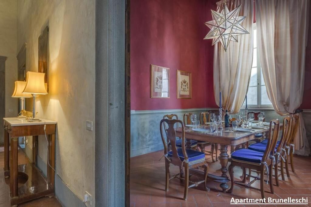 Luxury Apartment, City View | Soundproofing, iron/ironing board, free WiFi