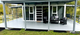 Country Coast Retreat - newly built cabin on acreage, 12 min drive to the beach