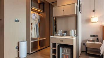 Premier Room, City View | Interior