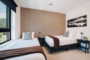 Room - (Revelstoke)