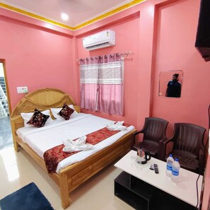 Deluxe Room, Balcony - Hotel Ashirwad And Marriage Hall (Deoghar)