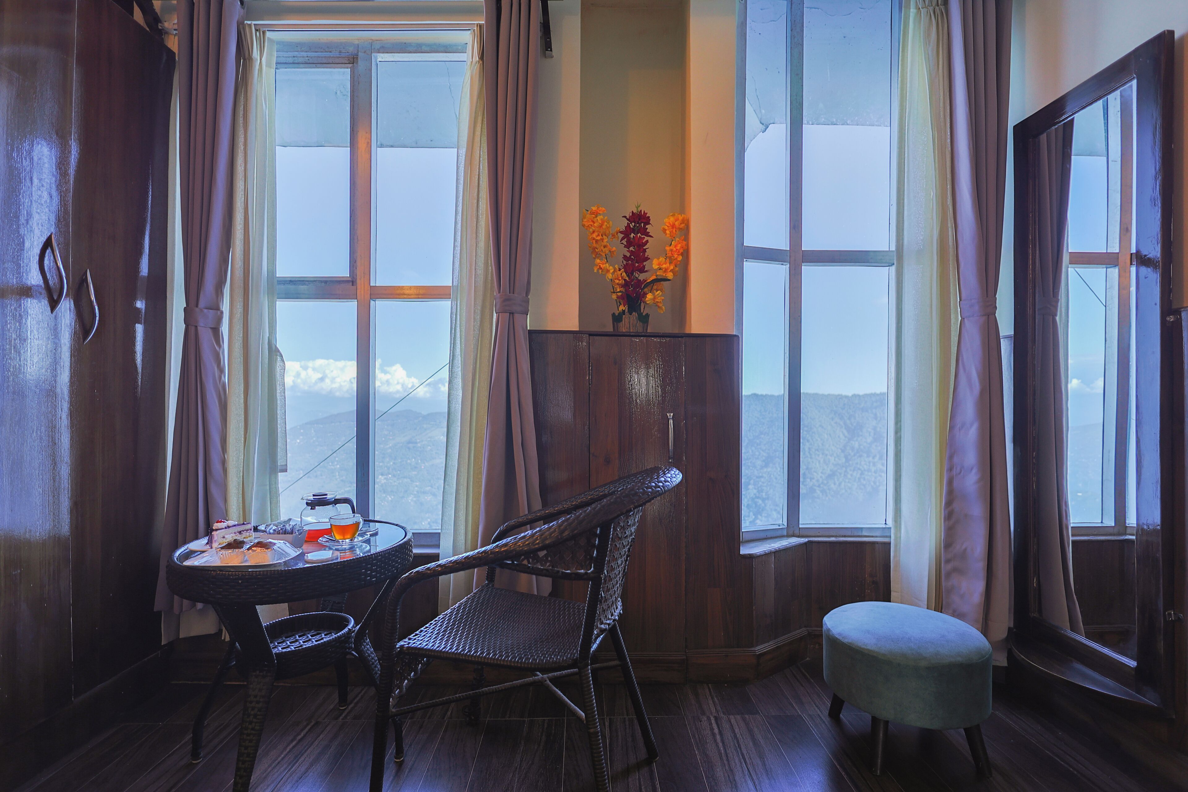 Premium Double Room, Mountain View | Interior