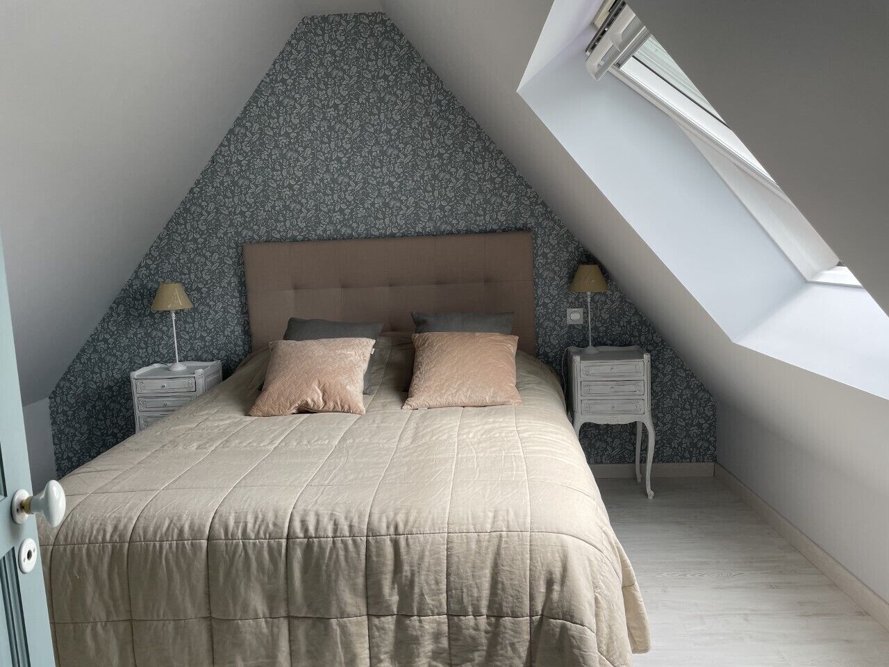 2 bedrooms, iron/ironing board, Internet