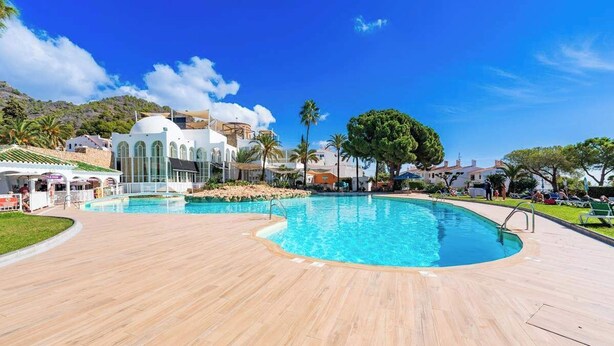 Pool - Capuchinos, San Juan de Capistrano (Nerja)