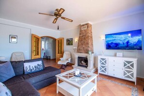 Villa, 4 Bedrooms, Smoking, Private Pool | Living area - Charming Villa With 3 Bedrooms and sea View (Faro)