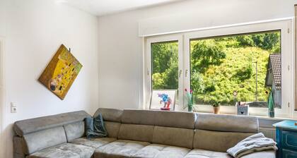 Holiday Home 'Haus Herr Und Hund' with Mountain View, Private Terrace & Wi-Fi