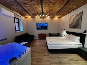 Cortinas blackout, tabla de planchar con plancha y wifi gratis 