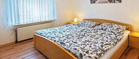 1 bedroom, free WiFi, bed sheets
