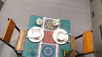 Comfort Apartment, Balcony, City View | Dining