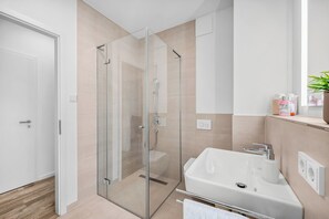 Bathroom - Brand-New Luxury Apartment with Baltic Sea Views in Travemünde (Lübeck)