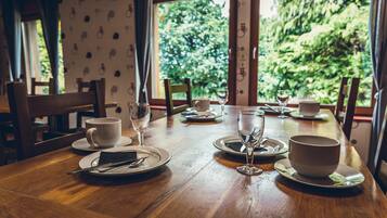 お食事