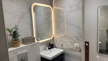Penthouse Deluxe | Salle de bain