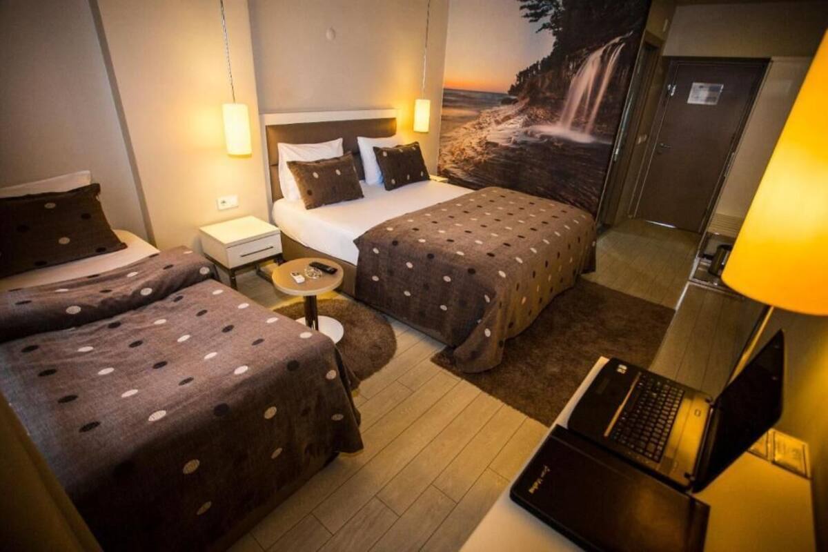 Family Twin Room, Haiwan Kesayangan Dibenarkan, City View | Meja, Wi-fi percuma 