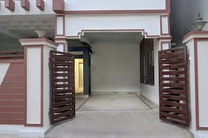 Exterior detail - Super Collection O ITER Bhubaneswar (Bhubaneshwar)