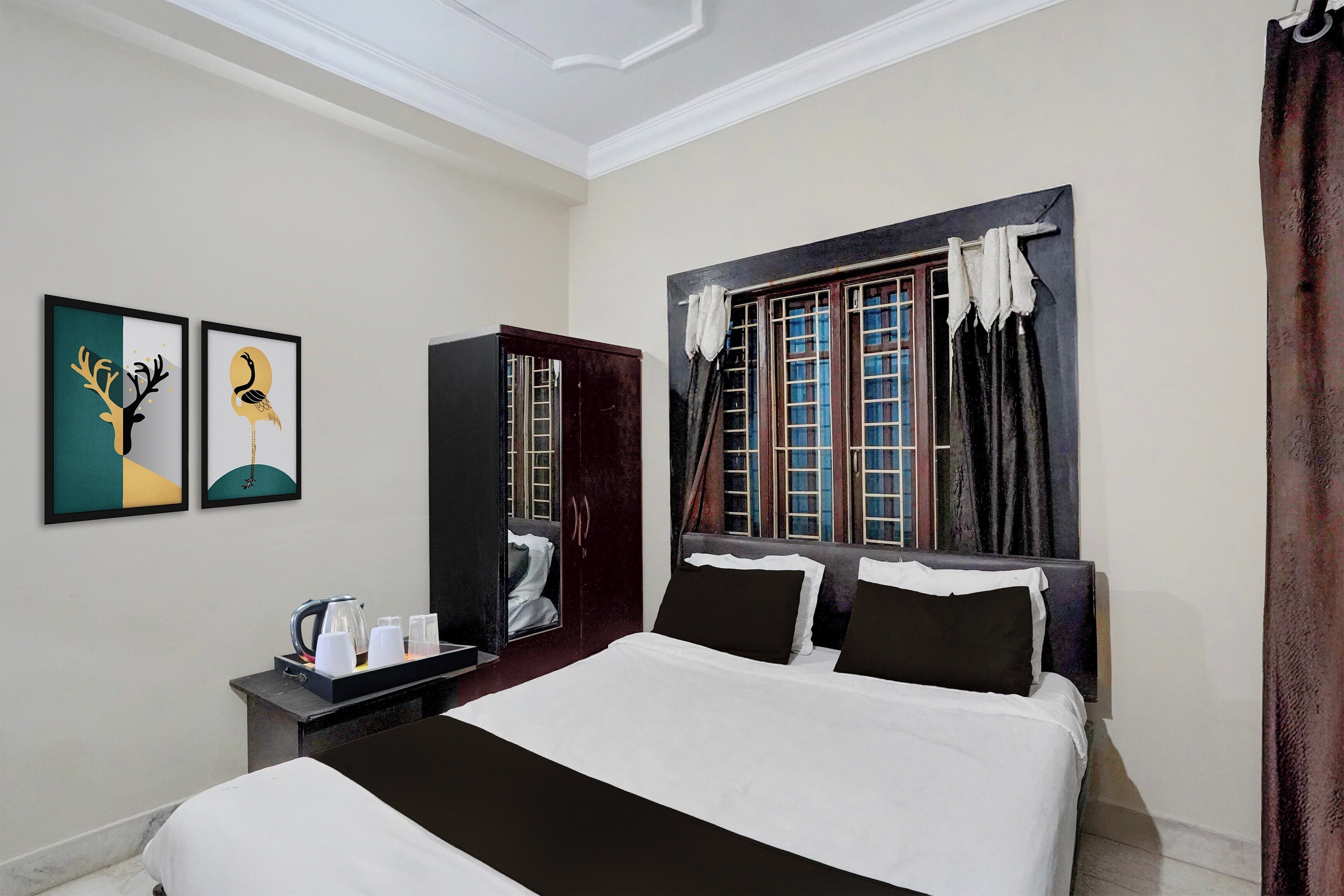 Classic Room | Desk, free WiFi, bed sheets