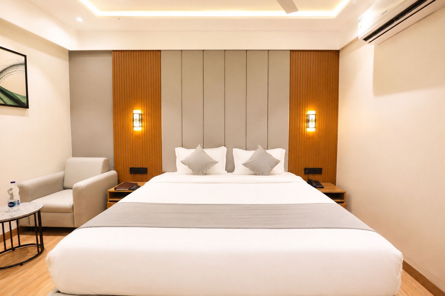 Superior-Zimmer | Minibar, Schreibtisch, laptopgeeigneter Arbeitsplatz, kostenloses WLAN