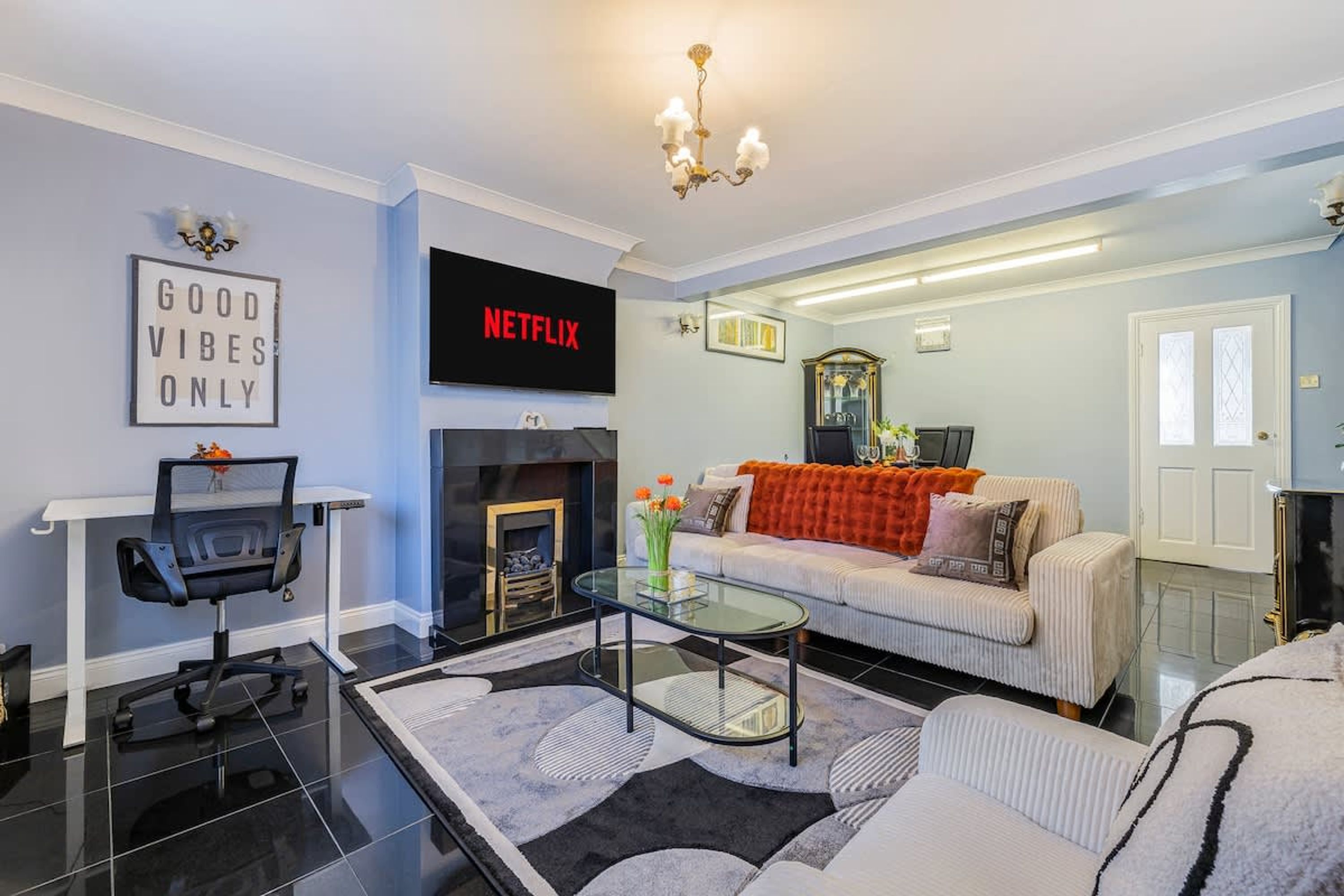 2 bedrooms