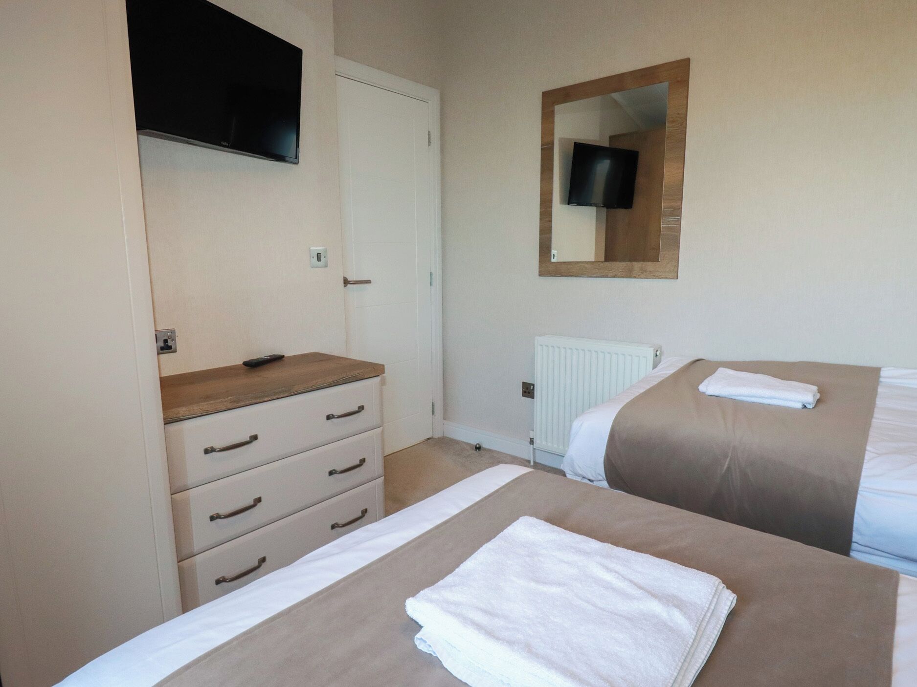 2 bedrooms, free WiFi, individually decorated, individually furnished