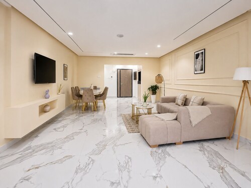 Joli appartement 4 pièces à Constantine