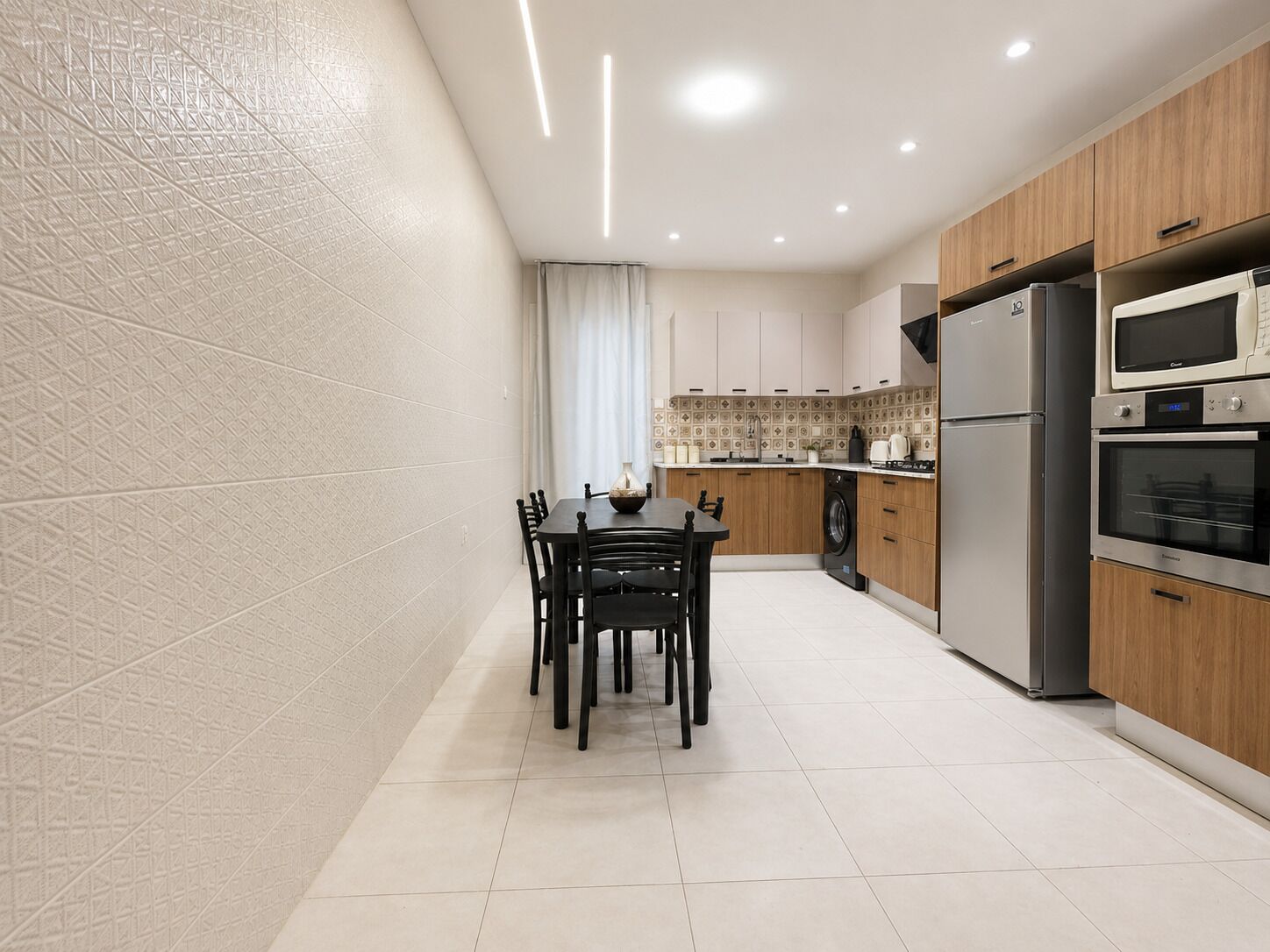 Apartment | Private kitchen | Fridge, microwave, oven, stovetop