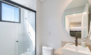 Basic Apartment | Bathroom - Apt. in Cond. w/ Pool & sea View Skl1002 (Penha)