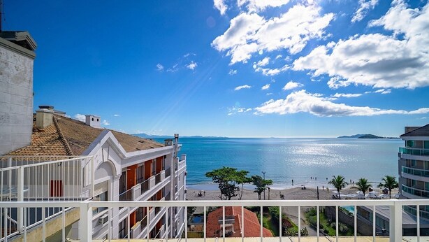 Property grounds - Apt. w/ Balcony 90m From the Beach Lpa0504 (Florianópolis)