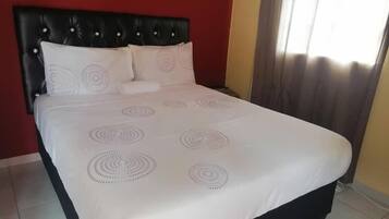 Basic Double Room | WiFi (free)