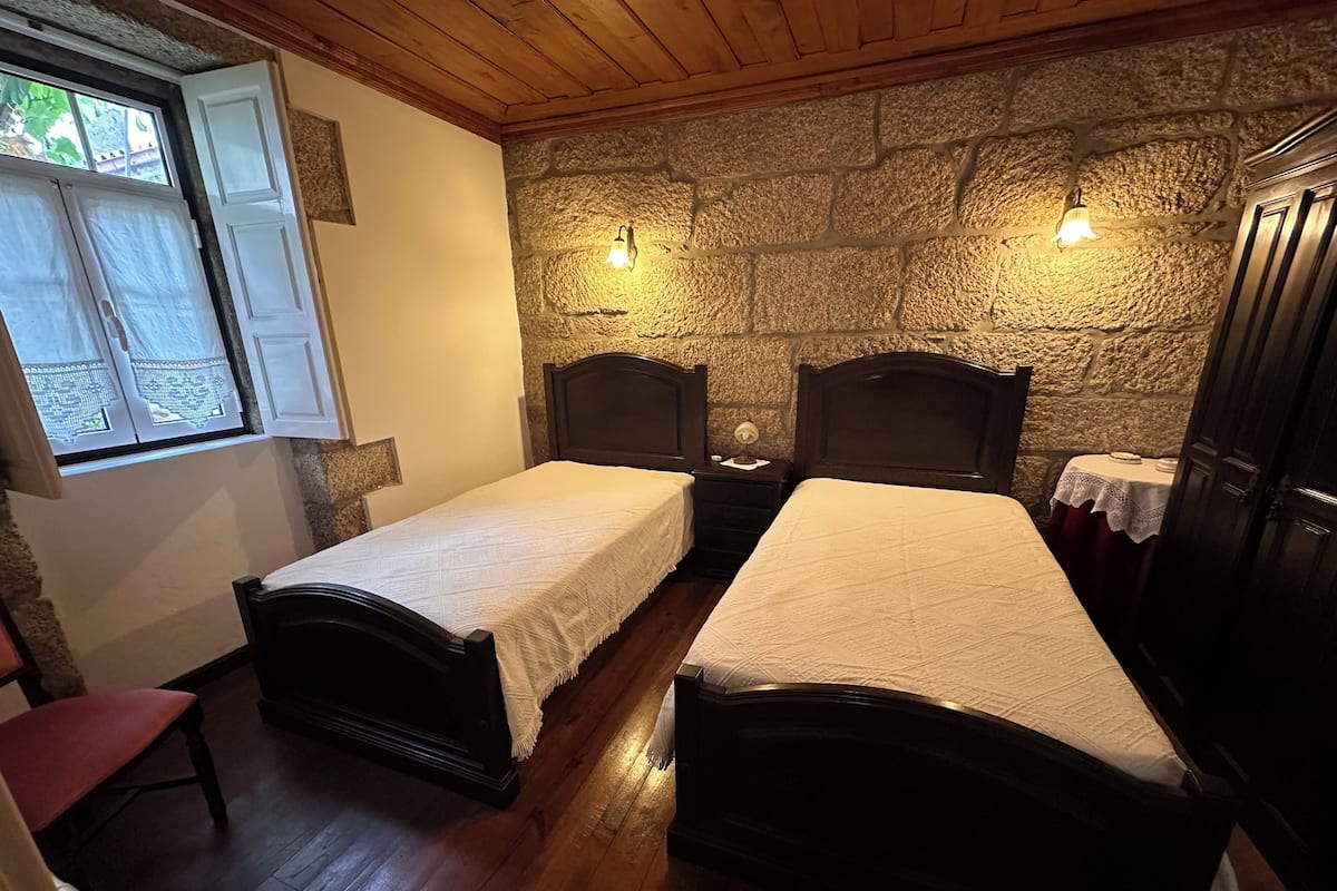 Basic Twin Room