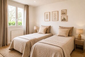 Room - Vrbo Property (Vitry-sur-Seine)