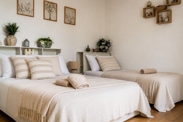 Room - Vrbo Property (Vitry-sur-Seine)