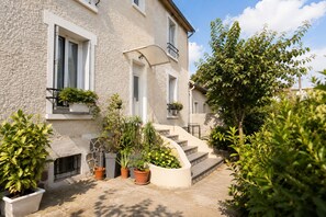 Exterior - Vrbo Property (Vitry-sur-Seine)